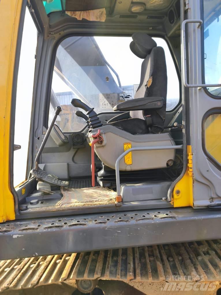 Volvo EC 210 B 대형 굴삭기 29톤 이상