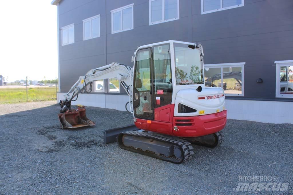 Takeuchi TB 240 소형 굴삭기 7톤 미만