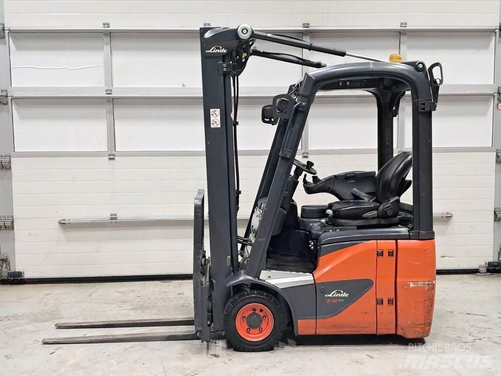Linde E12-02 전동 지게차