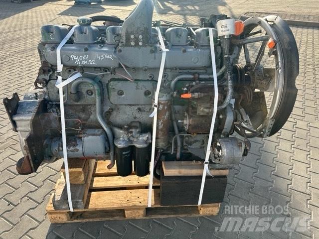 Volvo TD120GA 엔진