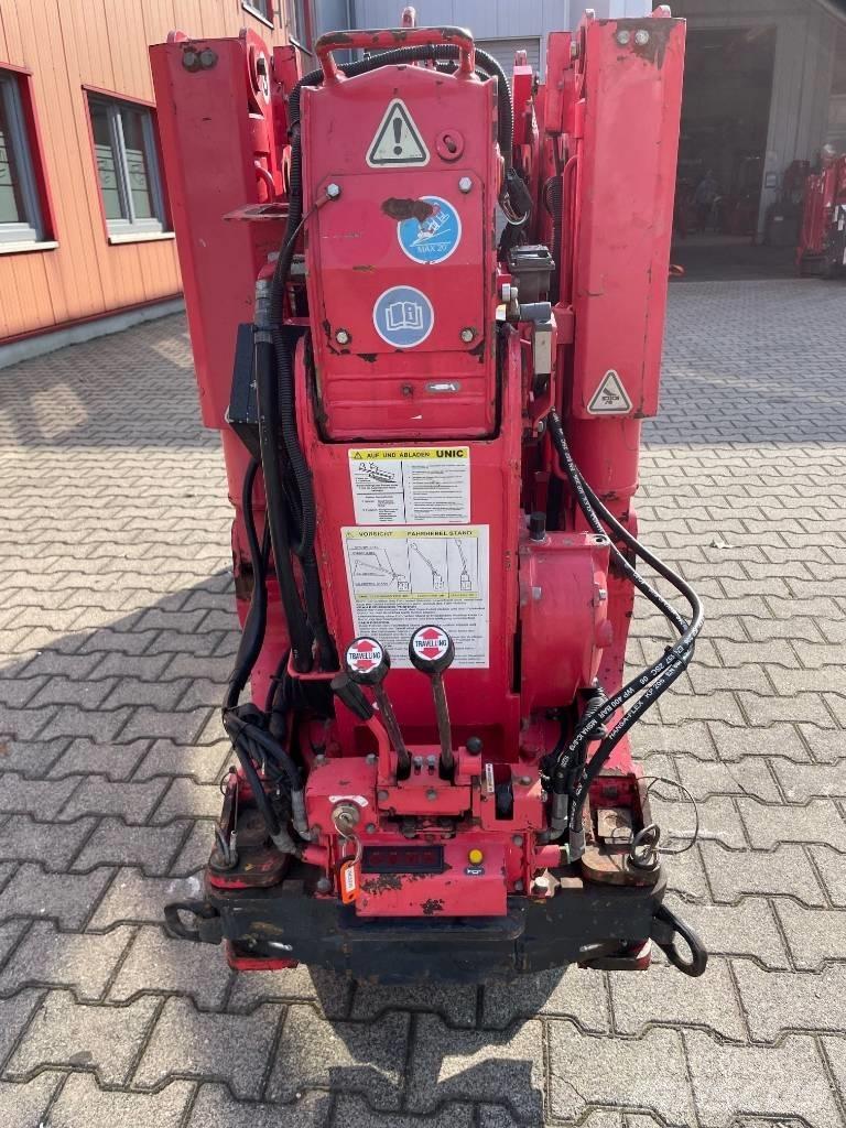Unic URW 295 트랙 크레인