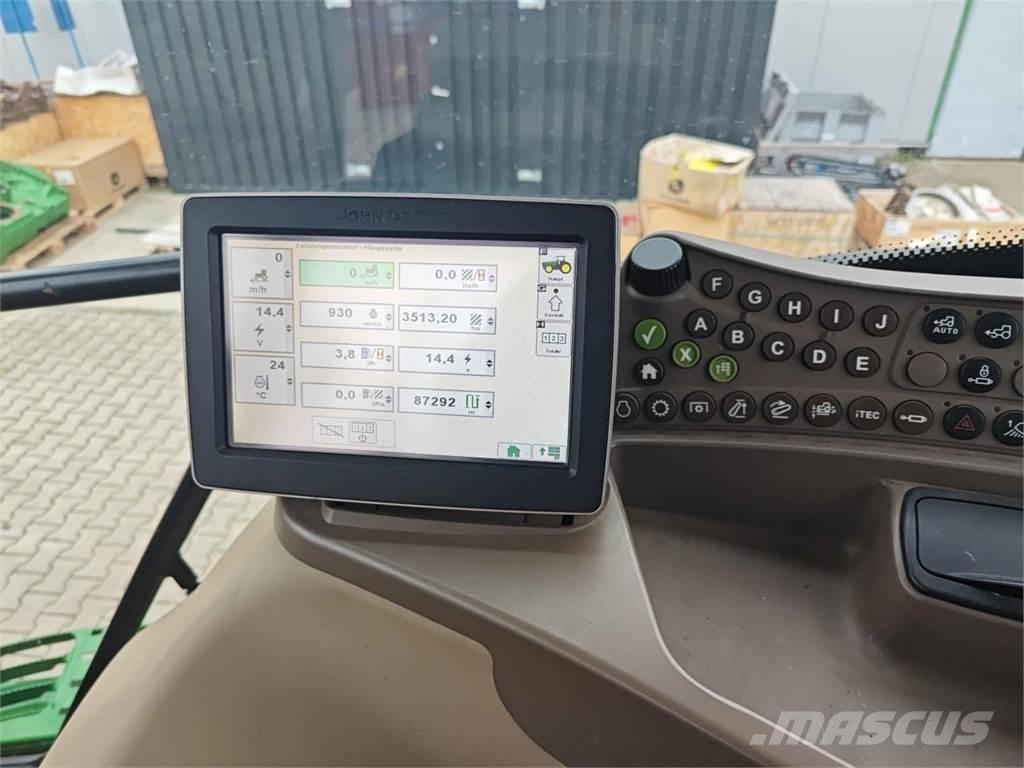 John Deere 6210R 트랙터
