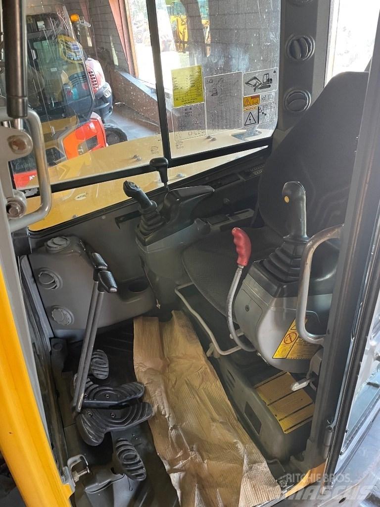 Volvo ECR88 중형굴삭기 7톤-28톤