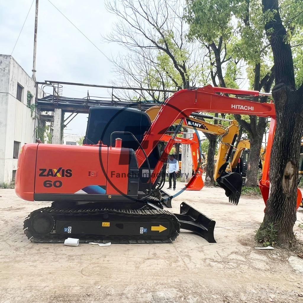 Hitachi ZX 60 소형 굴삭기 7톤 미만