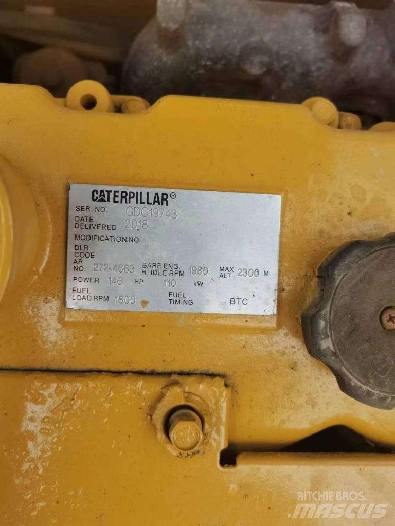 CAT 320 D 대형 굴삭기 29톤 이상