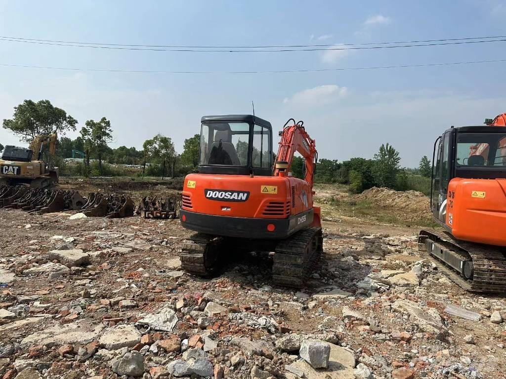 Doosan DH 55 소형 굴삭기 7톤 미만