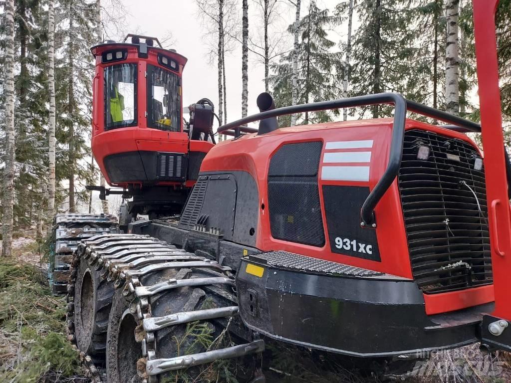 Komatsu 931 XC 원목 하베스터