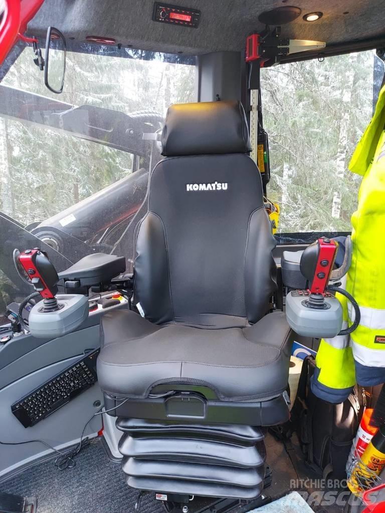 Komatsu 931 XC 원목 하베스터