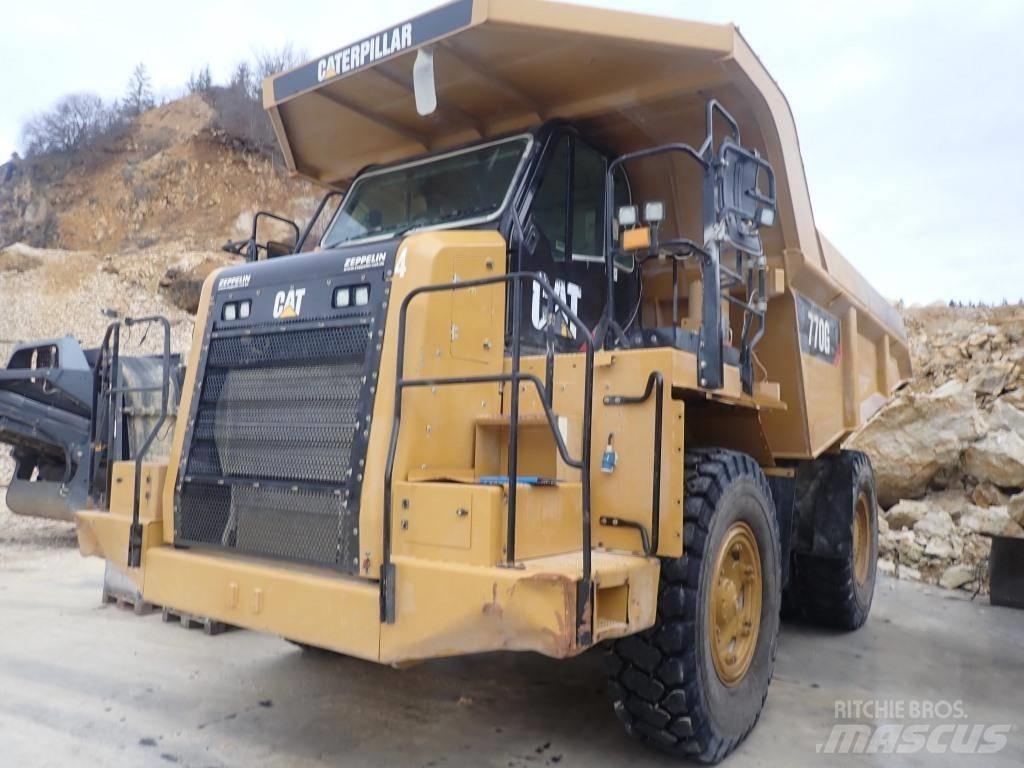 CAT 770 G 연결식 홀러