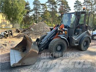 Hitachi ZW 75  휠로우더