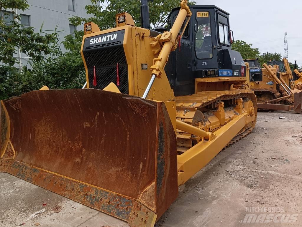 Shantui SD 32 크롤러 도저