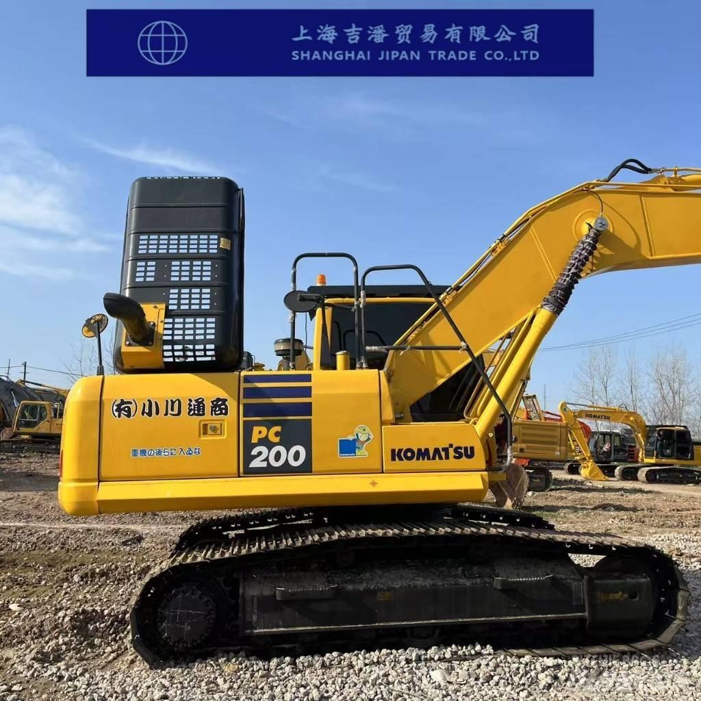 Komatsu PC 200 대형 굴삭기 29톤 이상