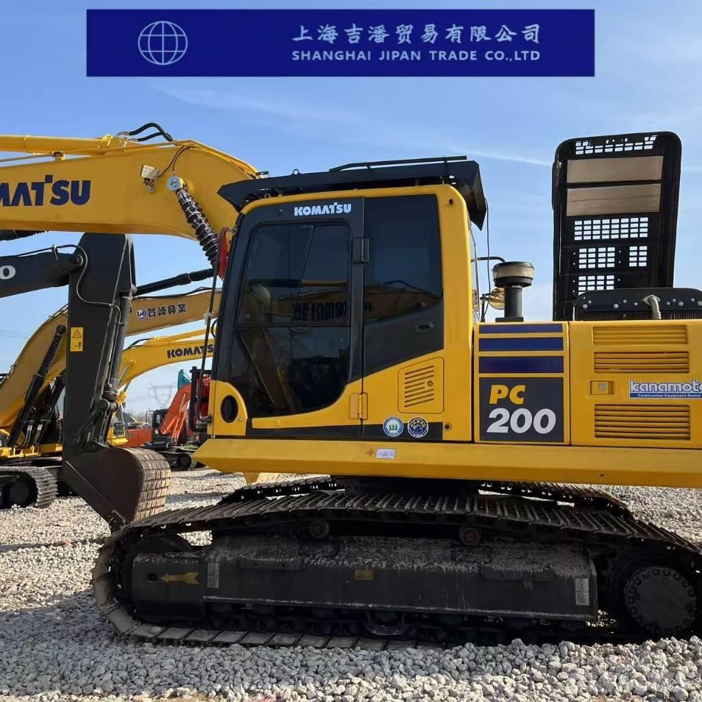 Komatsu PC 200 대형 굴삭기 29톤 이상