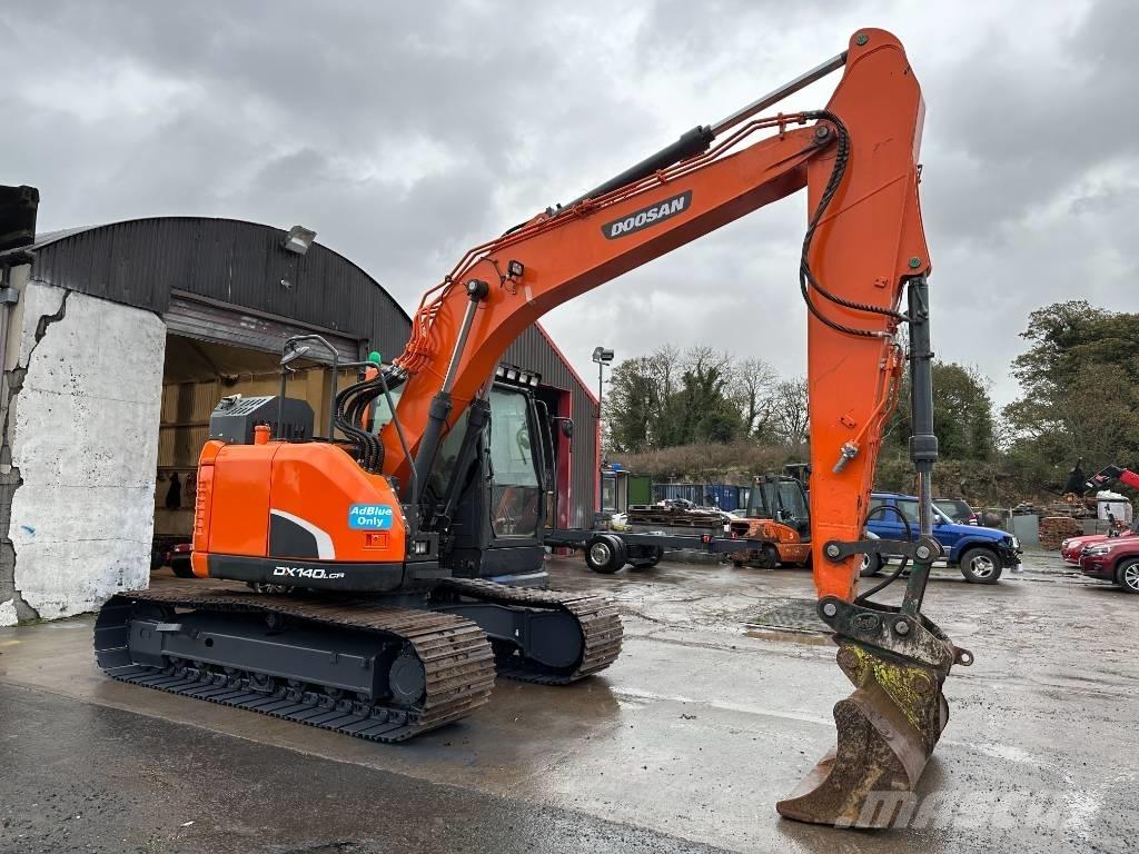 Doosan DX 140 LCR 대형 굴삭기 29톤 이상