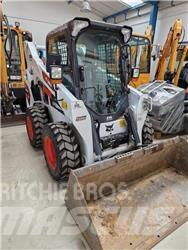 Bobcat S 590  스키드로더