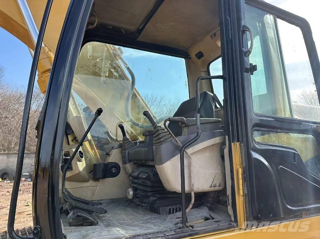 CAT 320 C L 대형 굴삭기 29톤 이상