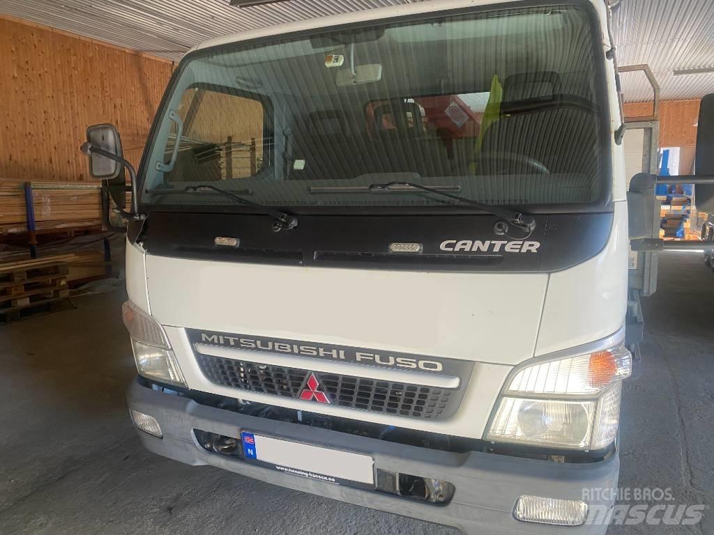 Mitsubishi Canter 크레인 트럭