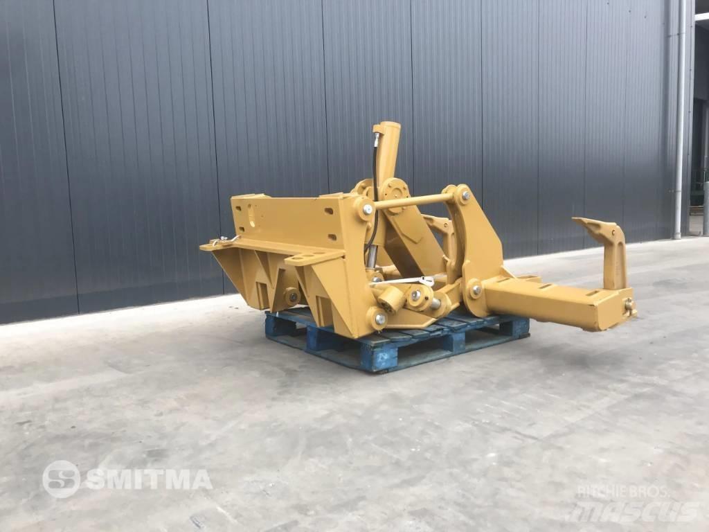 CAT 130G 스크레퍼