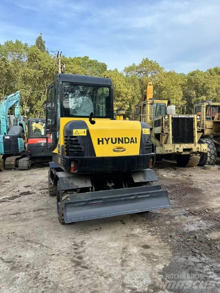 Hyundai 80W-9  휠 굴삭기