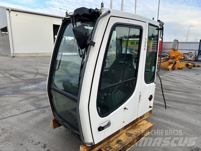 Liebherr R 317 CAB 캐빈 및 인테리어