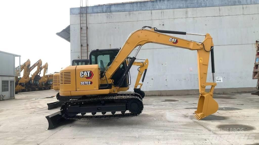 CAT 307E2 대형 굴삭기 29톤 이상
