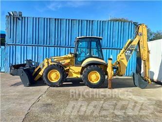 Komatsu WB 97 S-2 백호로더