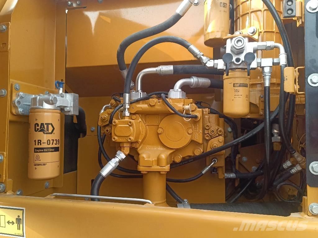 CAT 323 D2L 대형 굴삭기 29톤 이상