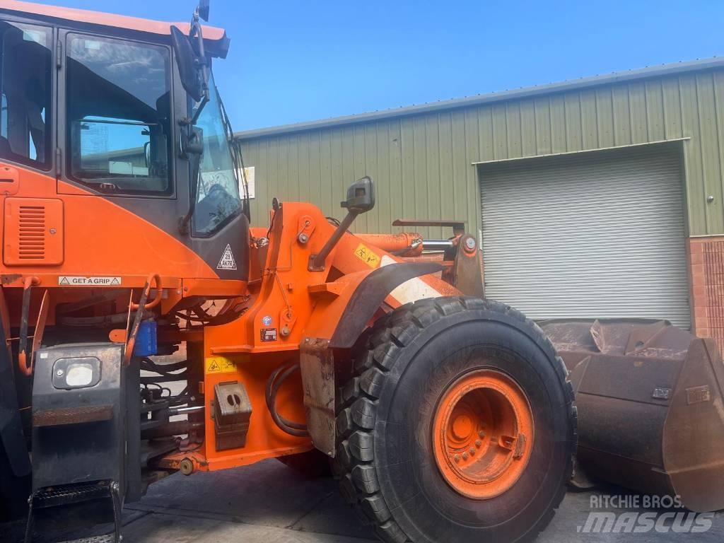 Doosan DL 420-3  휠로우더