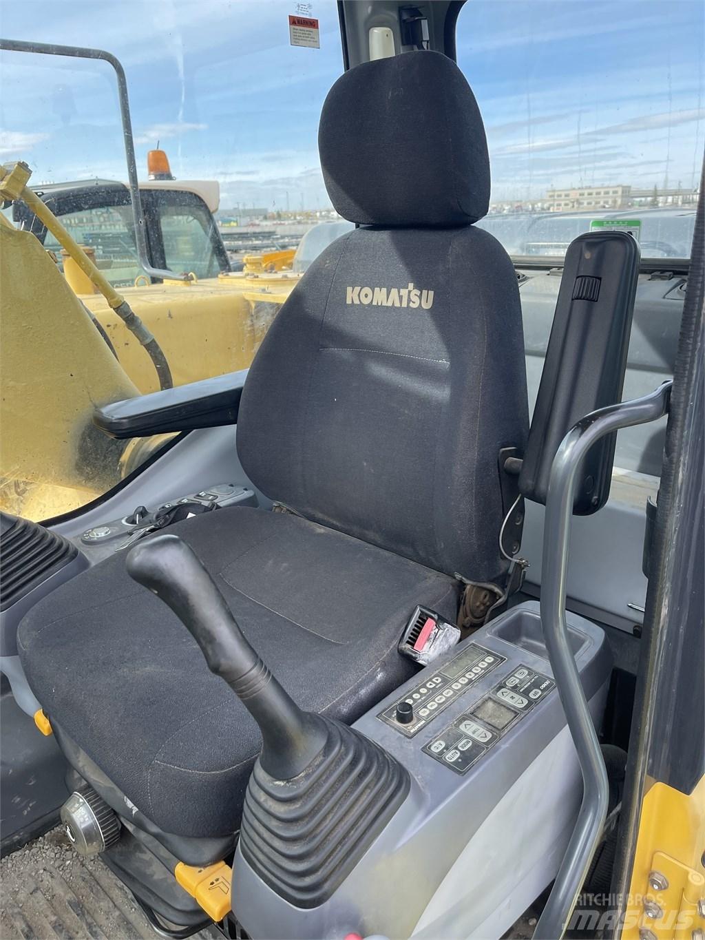 Komatsu PC 200 LC-7 대형 굴삭기 29톤 이상