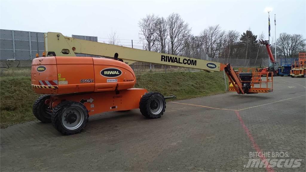 JLG 860SJ 견인식 전동이동 리프트
