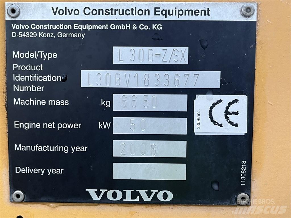 Volvo L 30 B  휠로우더