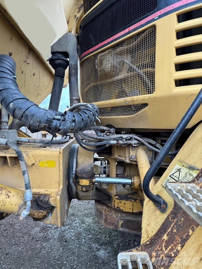 CAT 730 연결식 홀러