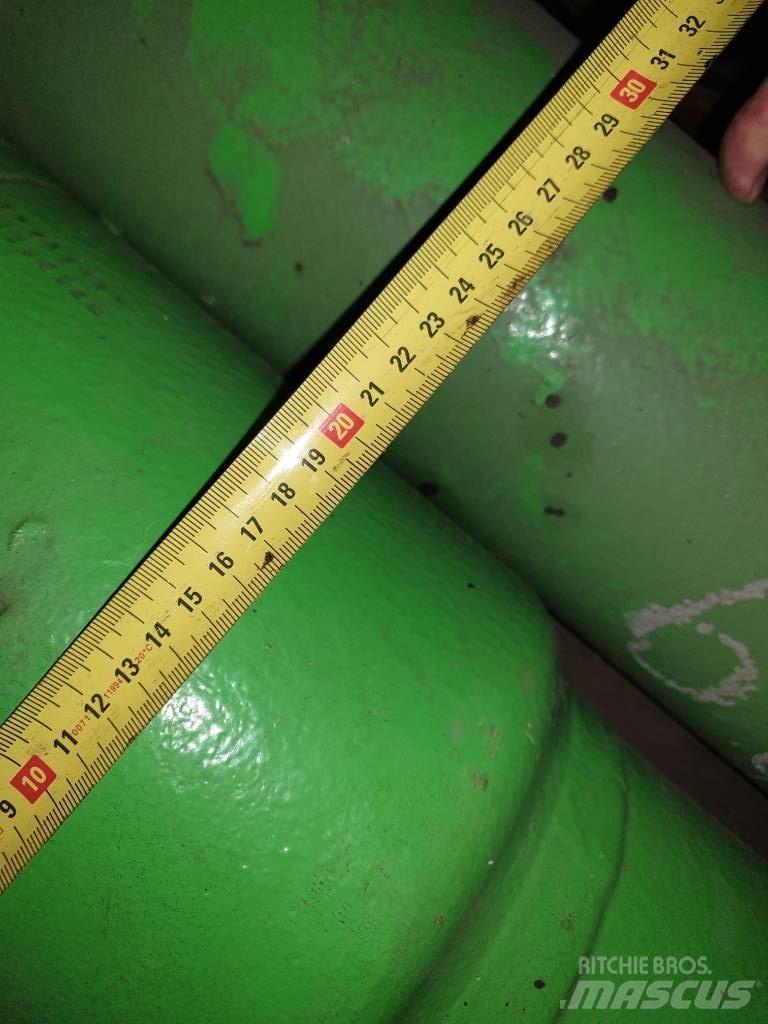 Sennebogen Cylinder 유압식 기계