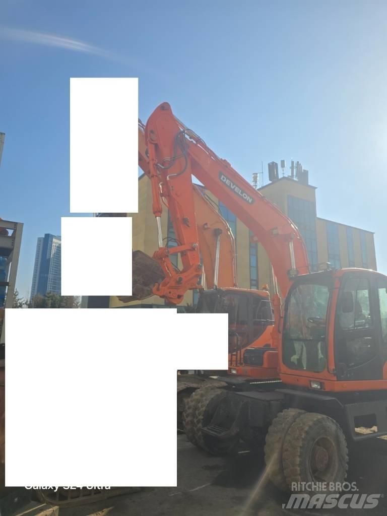 Doosan DX 140WA  휠 굴삭기