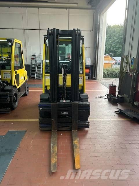 Hyster H2.5FT 디젤 지게차