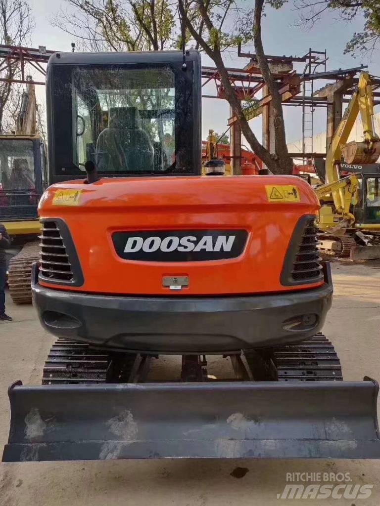 Doosan DX 60-9C 대형 굴삭기 29톤 이상