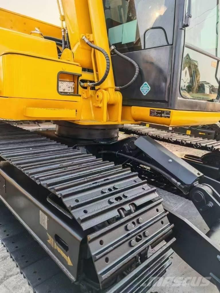 Komatsu 70-8 대형 굴삭기 29톤 이상