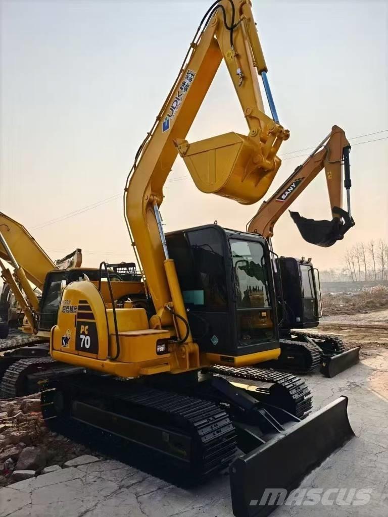 Komatsu 70-8 대형 굴삭기 29톤 이상