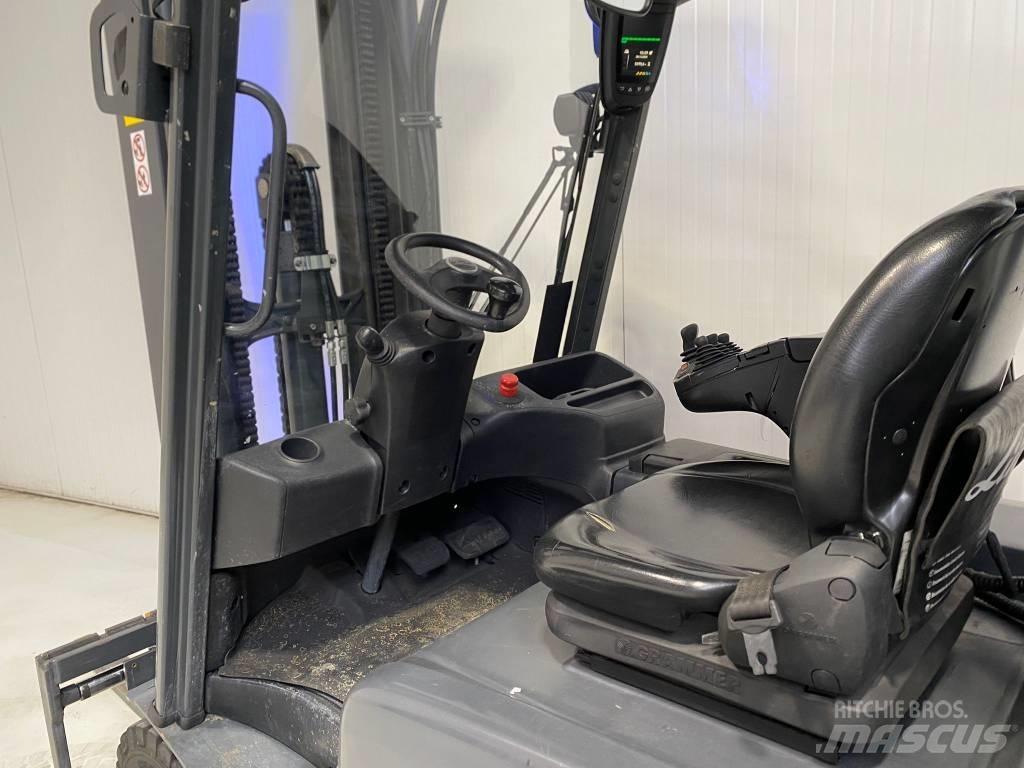 Linde E30L-01 전동 지게차