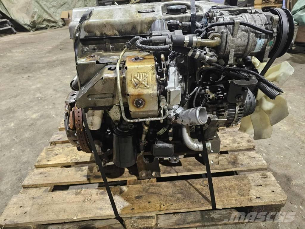 Mitsubishi 4M42-3AT2 엔진