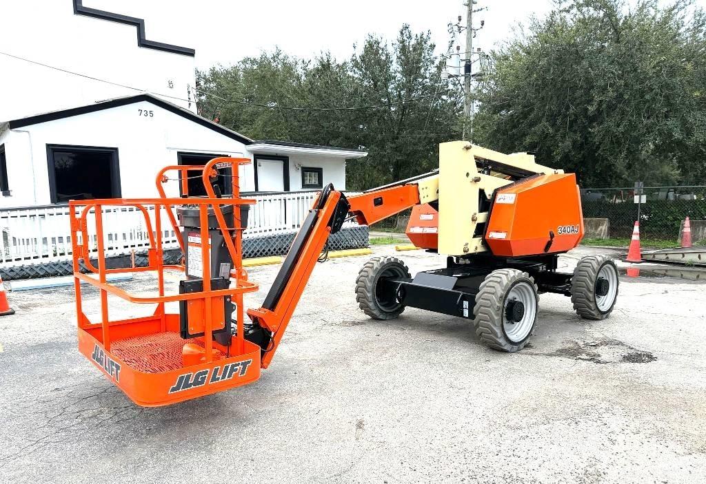 JLG 340 AJ 관절형 전동이동 리프트