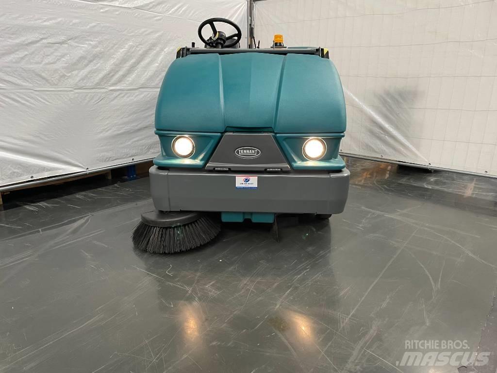 Tennant S20 LPG 도로 청소차