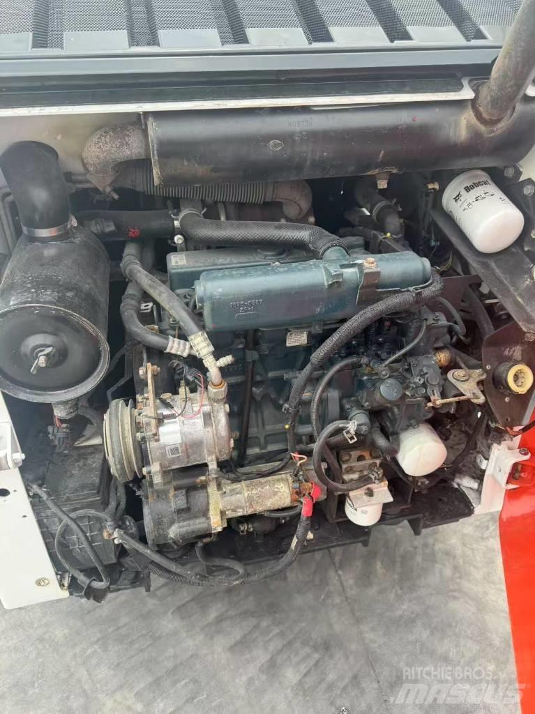 Bobcat S 160 대형 굴삭기 29톤 이상
