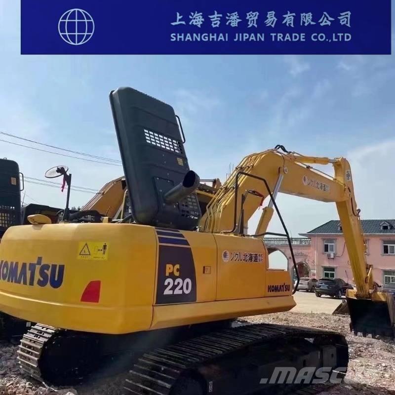 Komatsu PC 220 대형 굴삭기 29톤 이상