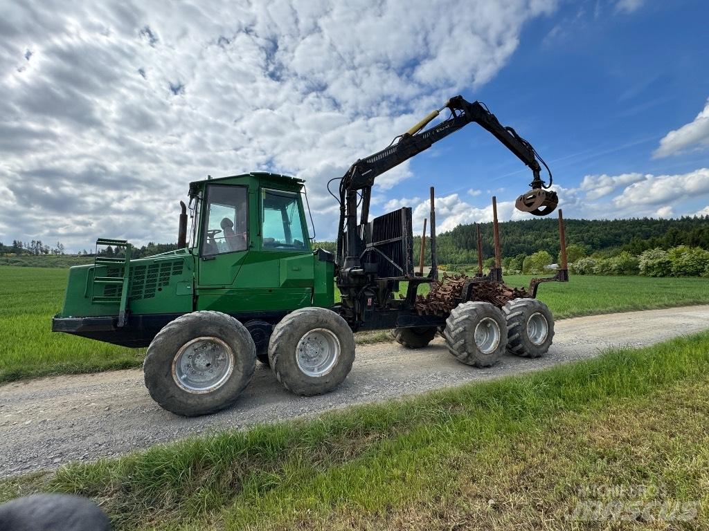 Valmet 860 원목 포워더