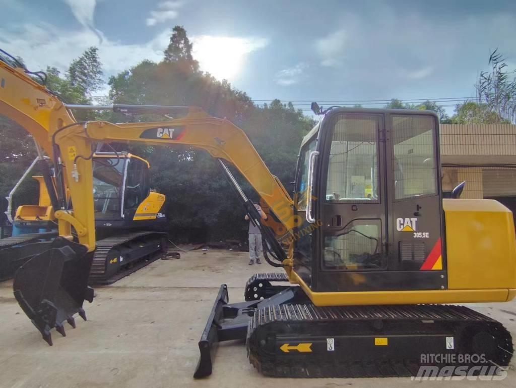 CAT 305.5 E 소형 굴삭기 7톤 미만