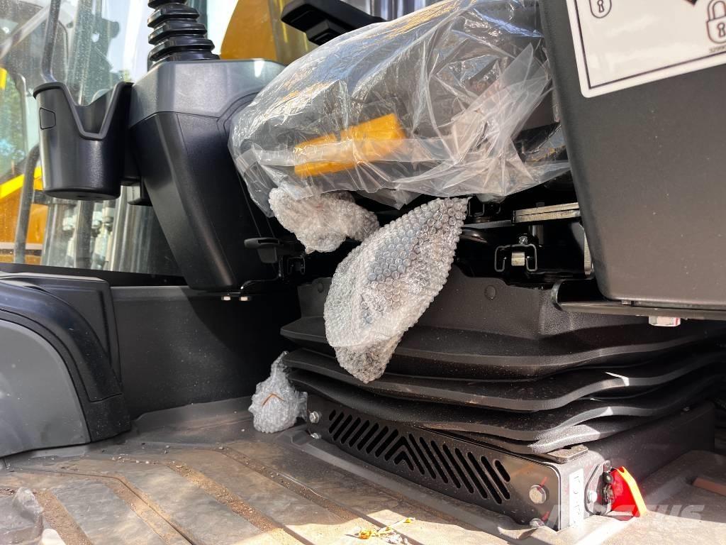 XCMG XE 200GA 대형 굴삭기 29톤 이상