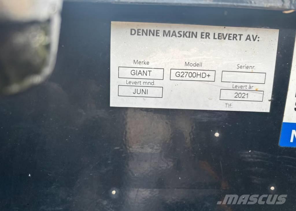 GiANT G 2700 HD 미니 로더