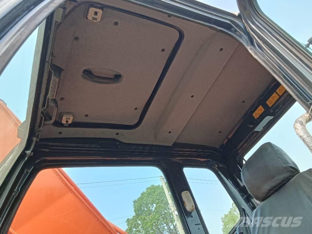 Hitachi ZX 160 대형 굴삭기 29톤 이상