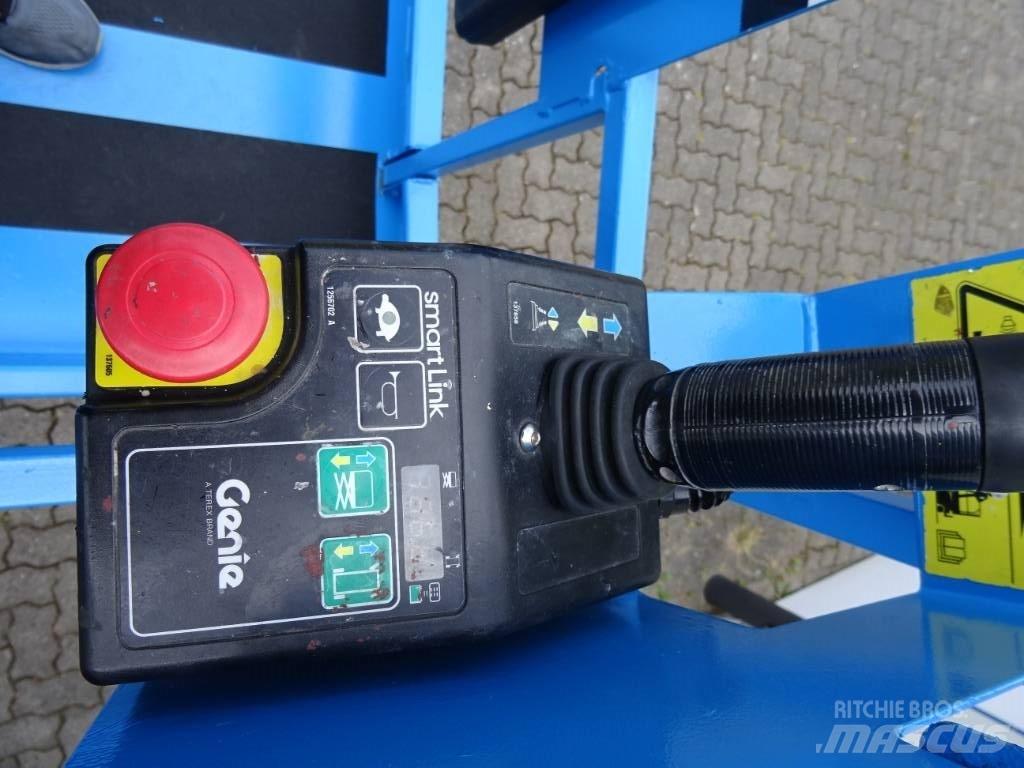 Genie GS 3246 가위형 리프트